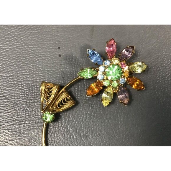 Vtg URANIUM GLASS Brooch | Mid-Century Fluorescent Crystal Floral Spray Pin | UV - Picture 2 of 8